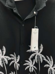 Men’s Black Palm Tree Graphic Short-Sleeve Casual