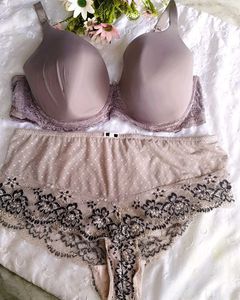 very beautiful and comfortable full coverage bra &amp;