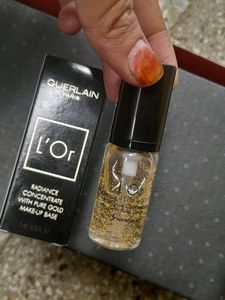 Guerlien Paris Pure Gold Makeup Base Withtag