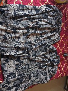 Stylish Leaf Print Button-Up Top