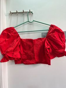 H&amp;M Chic Red Puff Sleeve Crop Top