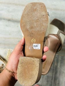 Stylish RocIA Block Heel Sandals
