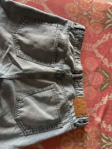 H&amp;M - Light Wash Denim Jeans