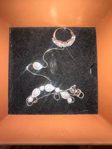 Sparkling Rhinestone Bracelet and Ring Set