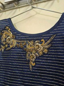 full set of dress in good condition (zardozi worke