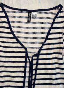H&amp;M Striped Long Sleeve Tie-Front Top