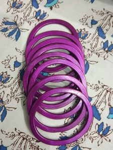 Set of 8 Pink Bangles