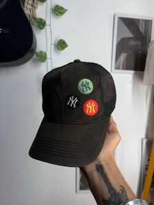 New York Yankees Trucker Hat