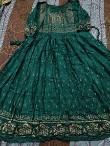 Elegant Green Kurta with Gold Print