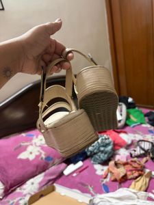 Beige Textured Platform Sandals with Velcro Strap