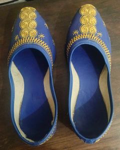 Blue Jutti Shoes with Golden Embroidery