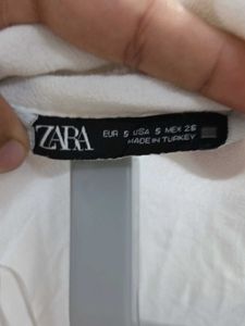 Zara White Button-Up Shirt