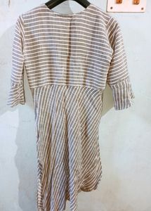 Woman Up_down Kurti