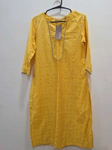 size s avaasa new Yellow Printed Kurta