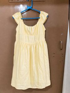 butter yellow mini corset dress⭐🐝