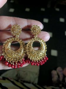 Earings