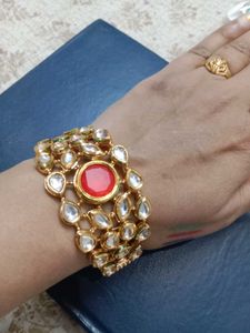Elegant Kundan Bracelet