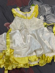 Adorable White &amp; Yellow Girls Dress