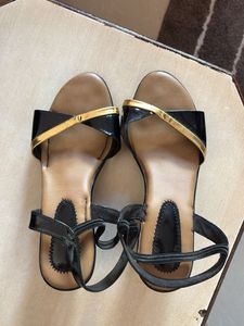 Stylish Black &amp; Gold Sandals