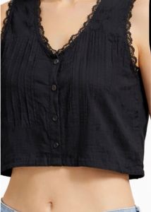 Sleeveless Black Crop Top with Lace Detail