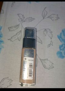 COMBO FOUNDATION AND CONCEALER