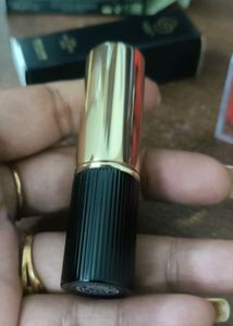 Giordani Gold Iconic Matte Lipstick SPF 15
