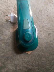 Steam Iron For Lightweight Clothes