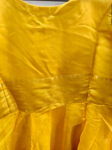 Elegant Yellow Kurta Set with Striped Sleeves