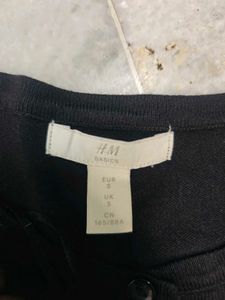 H&amp;m Chic Black Button-Up Cardigan