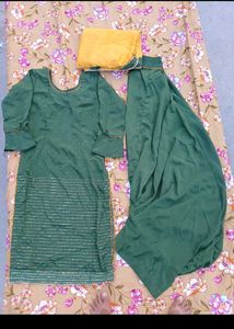 Elegant Green &amp; Orange Kurta Set