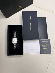 DW Daniel Wellington* Quadro fem