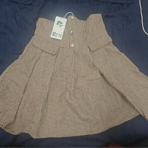 Brown Pin Check Pleated Skirt (Brand New))