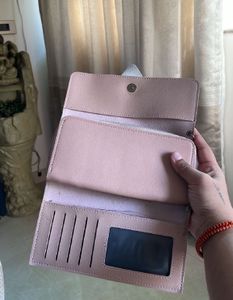 Chic Pink Bi-fold Wallet