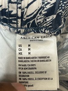 American Eagle Blue &amp; White Tropical Floral Shorts