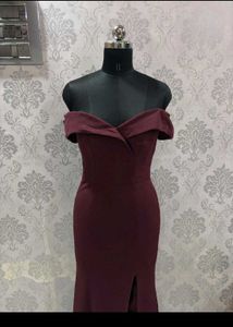 Elegant Off-Shoulder Maxi Dress