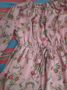 Chic Floral Print Peplum Top