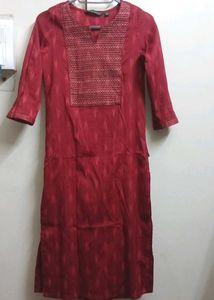 Avaasa Red Kurta