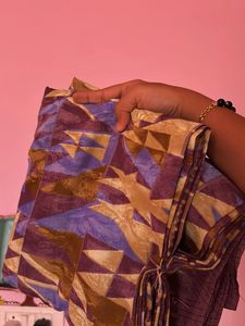 Vibrant Geometric Print Saree + gift