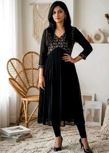Elegant BlackAlia cut Kurta with Intricate Embroid