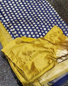 [NEW]Soft Silk Saree With Blouse