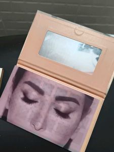 Nude Eyeshadow Palette