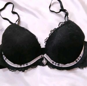 New Black Bra