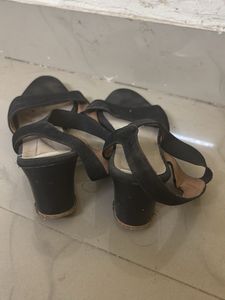 Elegant Black Ankle Strap Flats