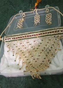 Girls And Women Necklace Set