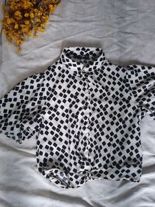 Stylish Geometric Print Tie-Front Blouse