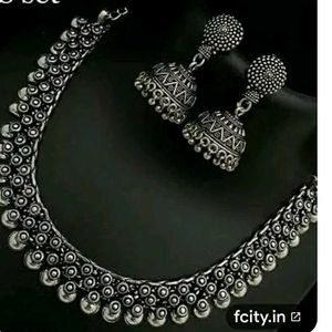 Elegant Design Jwellery Set...
