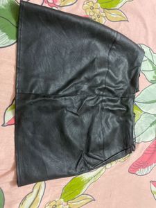 faux leather mini skirt