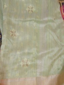New Trending This Saari
