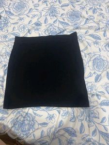 H&M Classic Black Mini Skirt