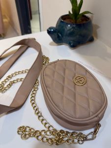 Quilted Crossbody Bag with Gold Chain and Belt